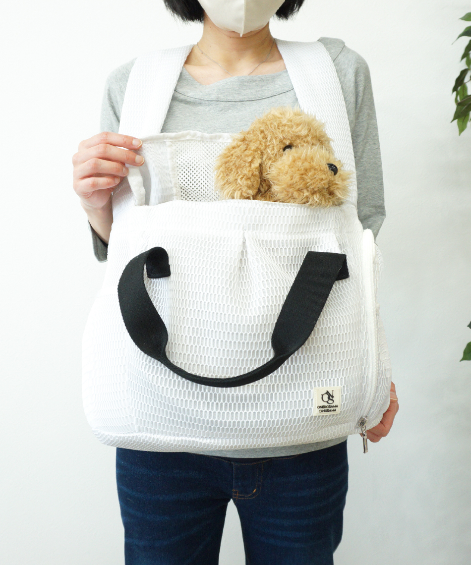 きゃらまるプラチナムザッカもっちりクッション　ジン　ベルモット クッションカバー ムーミン 45×45cm サガラ刺繍 花畑で MOOMIN