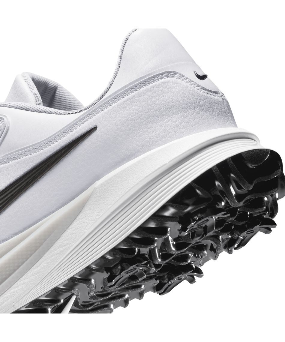 Nike Victory ゴルフシューズ ホワイト　2025年度現行モデル ナイキがゴルフPGAにあわせて「ビクトリー ツアー 4」の新色を
