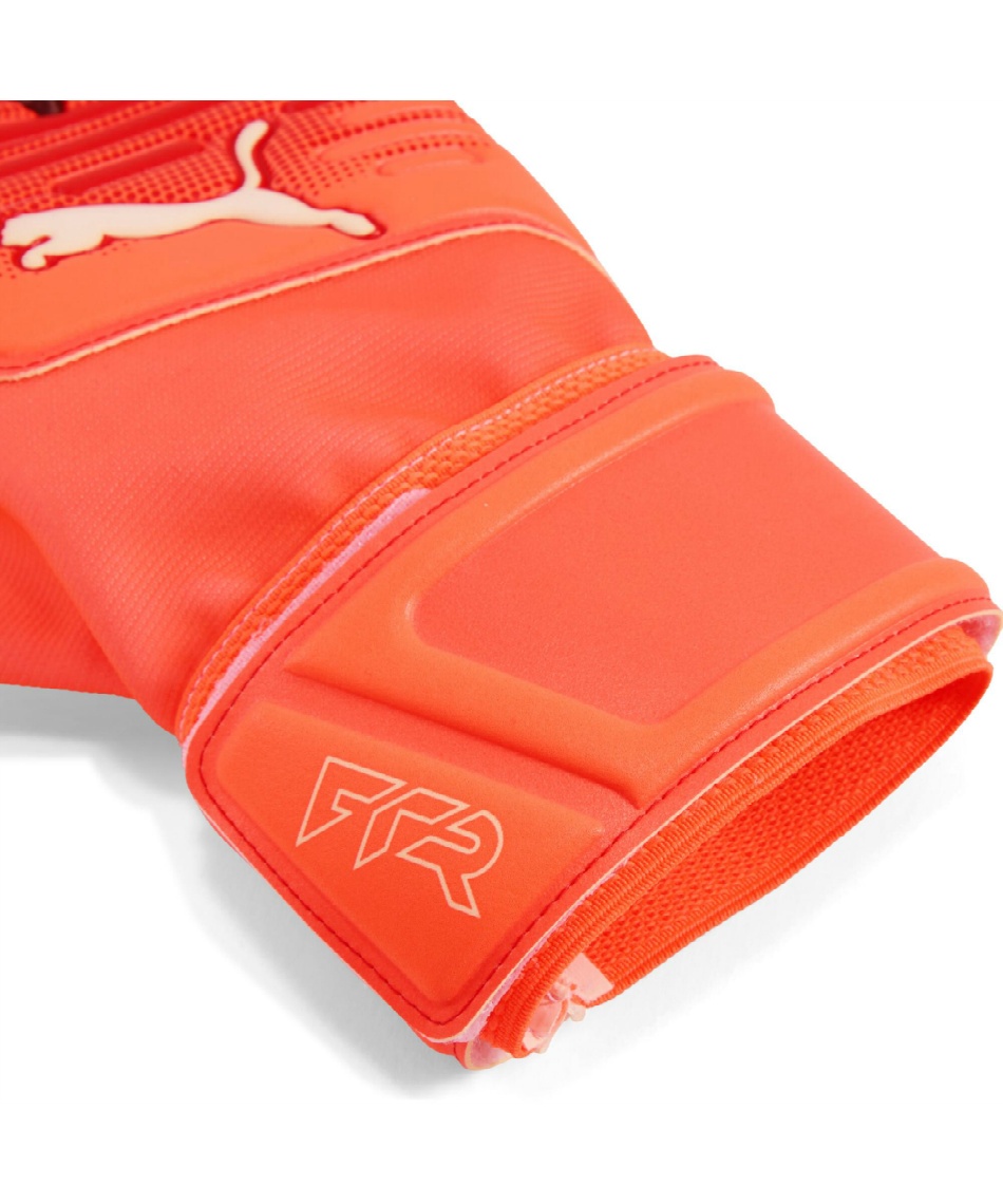 プーマ(PUMA) キーパーグローブ Q1 フューチャー マッチ NC 042124 01