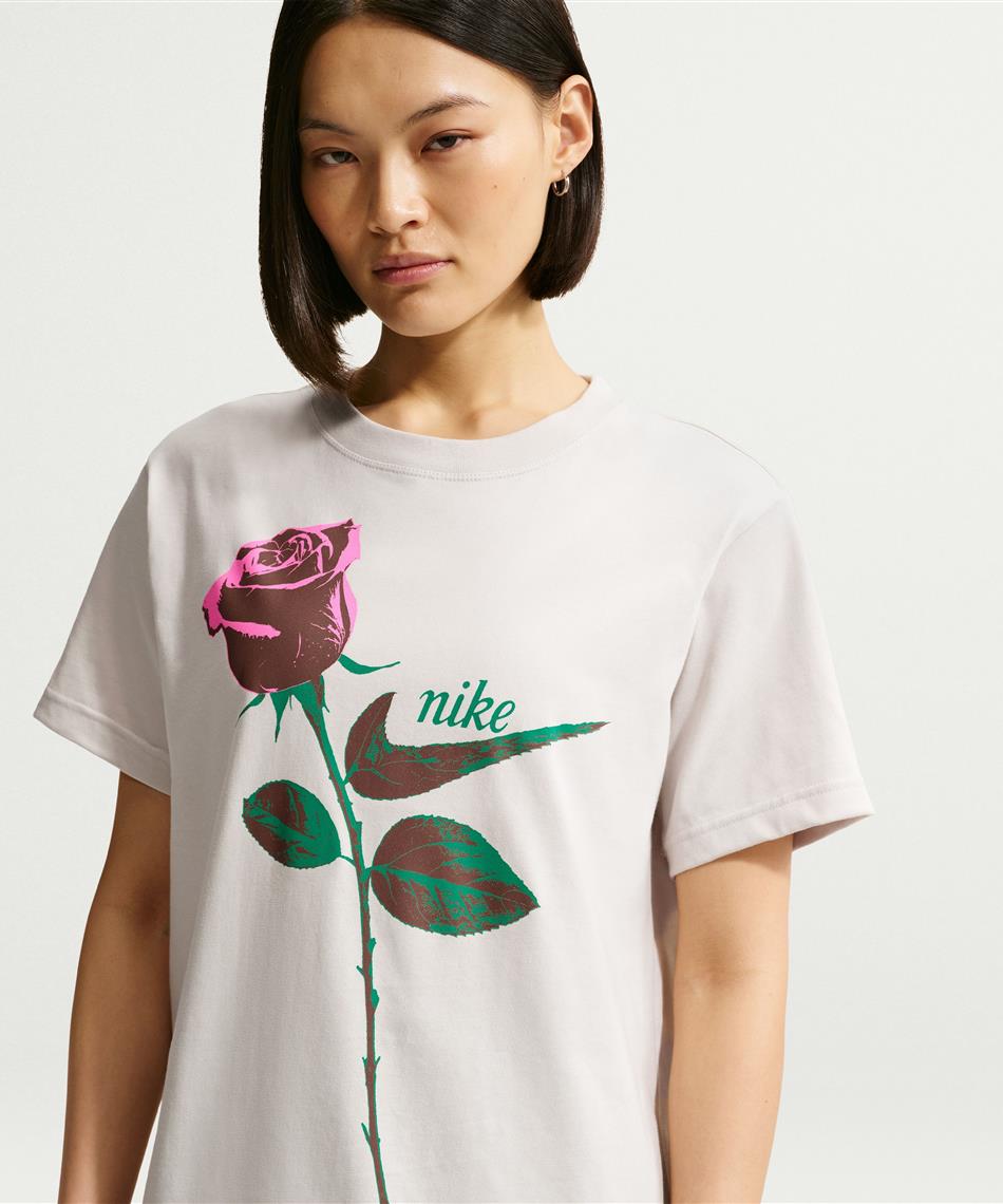 Tシャツ 半袖 NSW CLASSICローズ 半袖T IR7827-072 | スポーツ用品なら