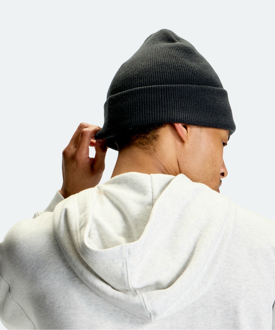 ニット帽 UA HALFTIME CUFF BEANIE 1373155-005 | スポーツ用品なら