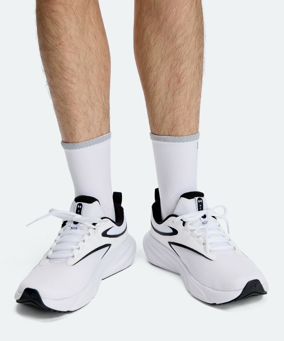 ◇ アンダーアーマー(UNDER ARMOUR) ランニングシューズ UA SURGE 5