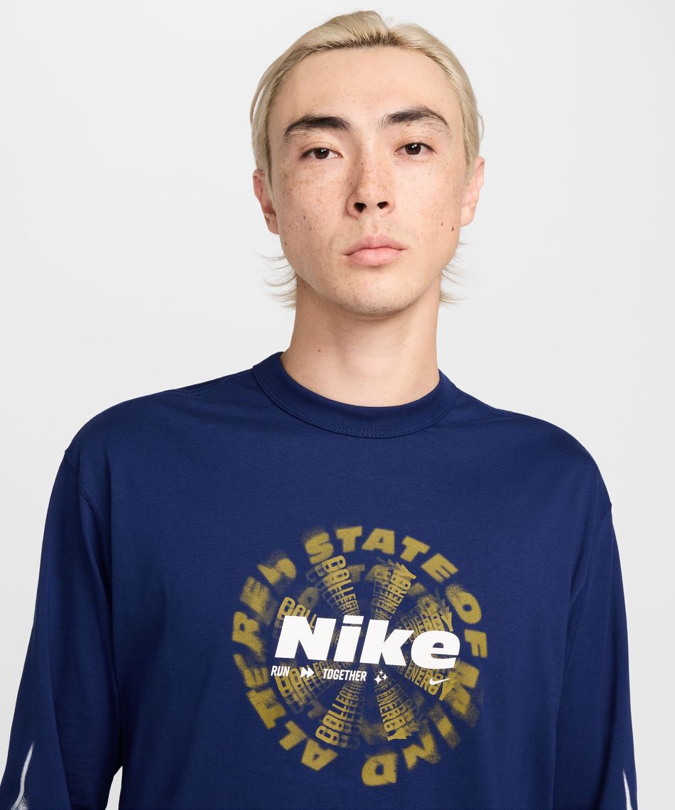 Tシャツ・カットソー Nike Sportswear Men's Long Sleeve T-Shirt HV4908-492 ナイキ(NIKE) Tシャツ 長袖 NSW グラフィックロンT OPP2 HV4908