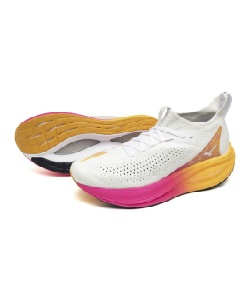美品　MIZUNO ネオビスタ 26cm ランニングシューズ 走行55km ミズノ（MIZUNO）（メンズ）ランニングシューズ ジョギング