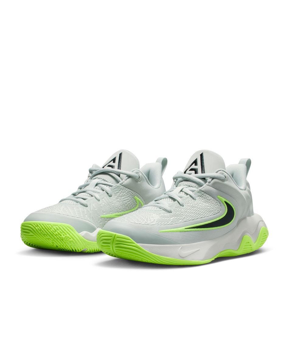 新品未使用　Nike バスケットボールシューズ 水色/ゴールド　　24.5 ナイキ バスケットボールシューズ 24.5 | スポーツ用品は