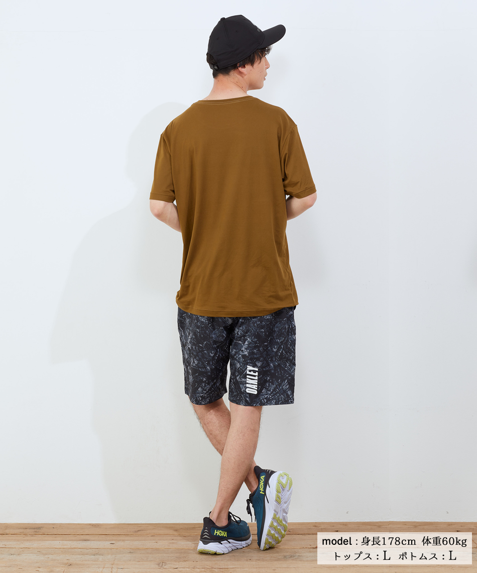 オークリー(OAKLEY) ハーフパンツ ENHANCE MOBILITY SHORTS 9INCH 3.0