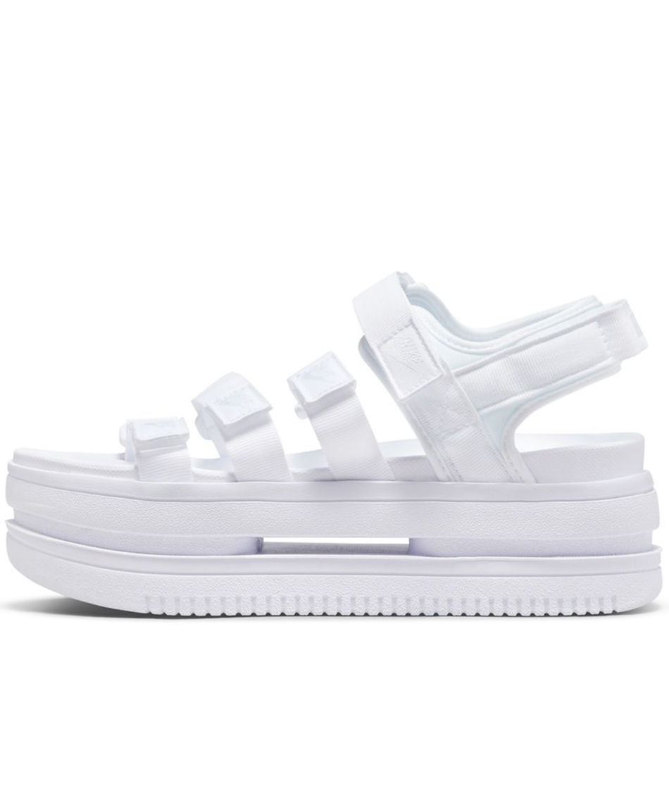 ナイキ(NIKE) ストラップサンダル 厚底 アイコンクラシック