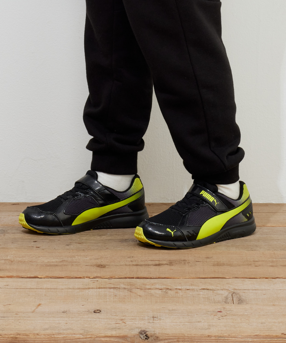 かずぷんさん専用 PUMA プーマ キッズ ジュニア スニーカー スピードモンスター V3