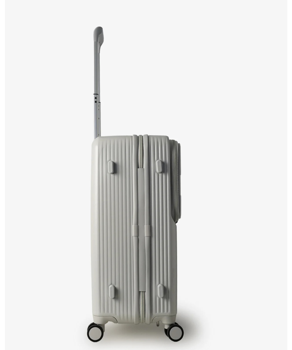 【新品未使用】INV60 Stone 62L Middle キャリーケース 新品未使用】INV60 Stone 62L Middle キャリーケース - メルカリ