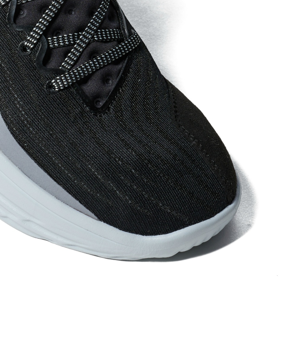 アンダーアーマー(UNDER ARMOUR) バスケットシューズ CURRY カリー 12