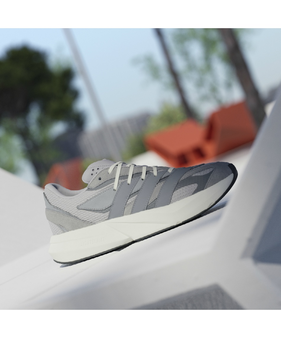 スニーカー ライトブレイズ Lightblaze IH8607 NJG58 | スポーツ用品