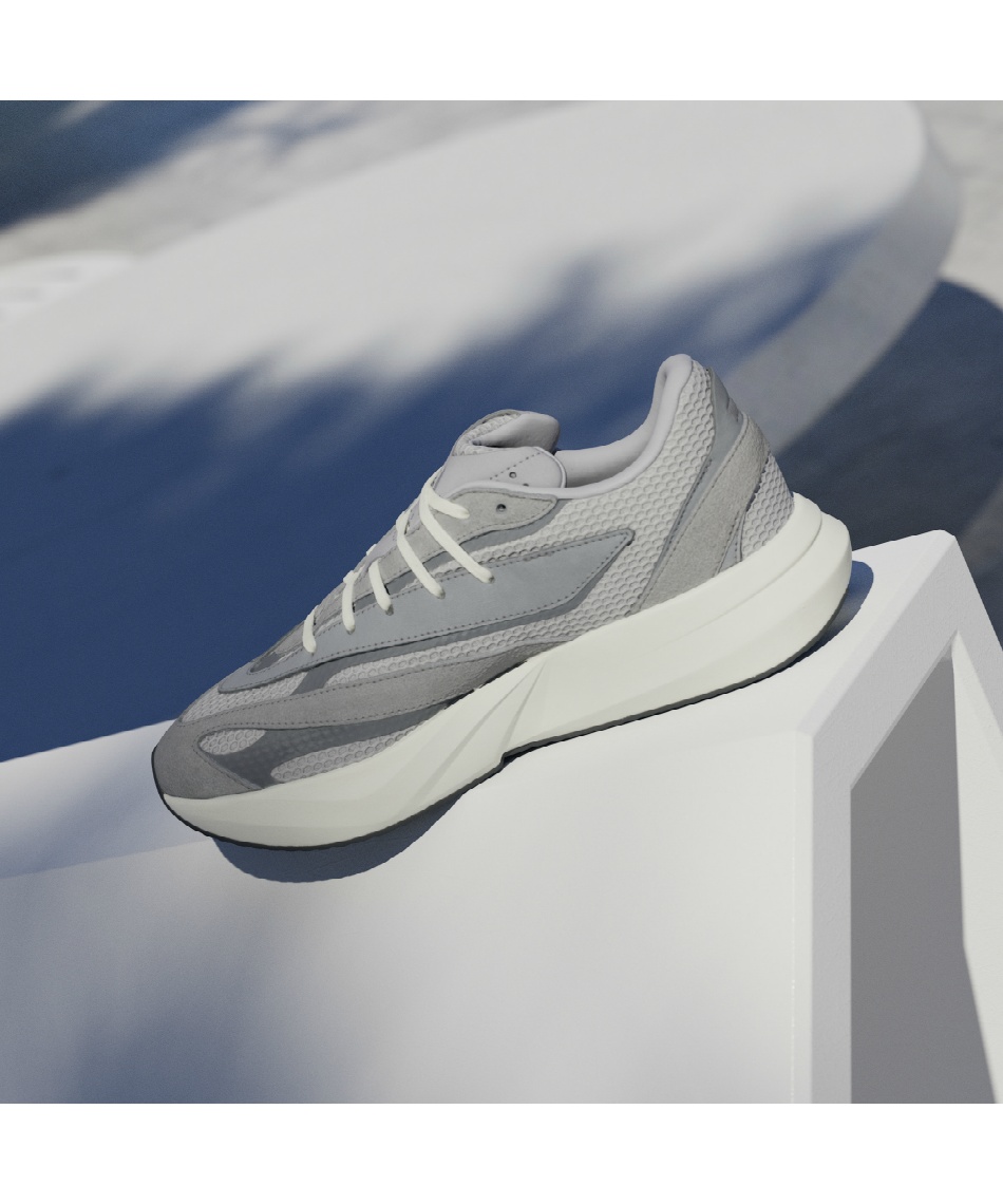 スニーカー ライトブレイズ Lightblaze IH8607 NJG58 | スポーツ用品