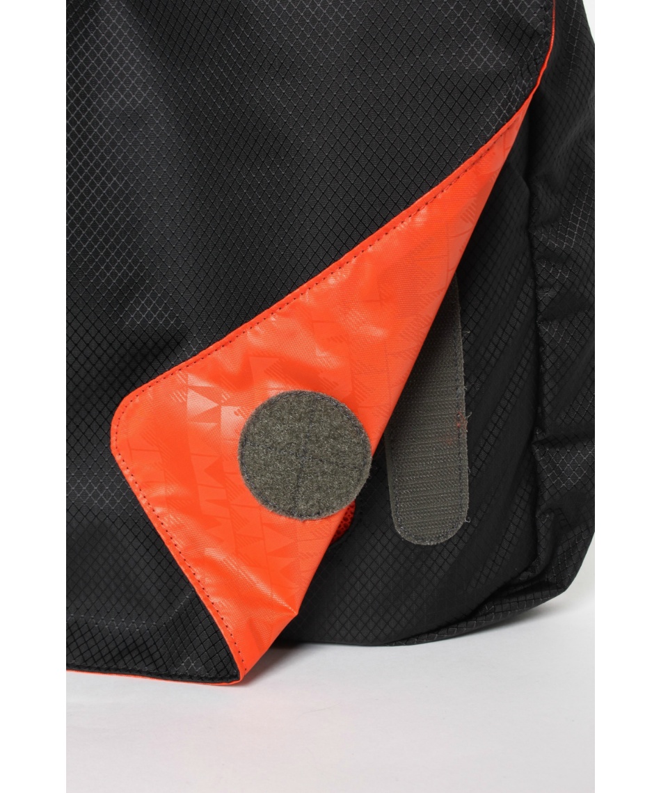 ショルダーバッグ スクエア8 2810-01030 【国内正規品】 | スポーツ