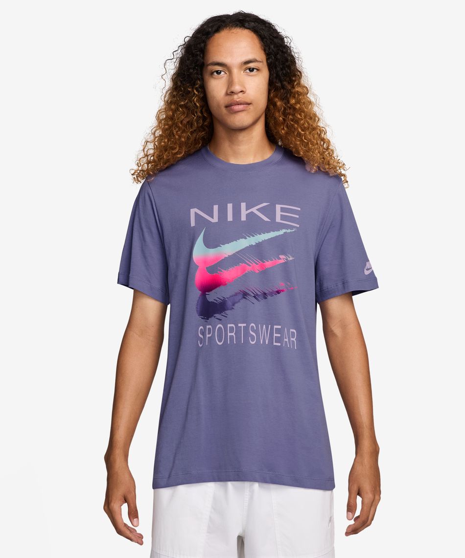 Tシャツ 半袖 NSW 6MO SWSH Tシャツ HQ8095-527 | スポーツ用品なら