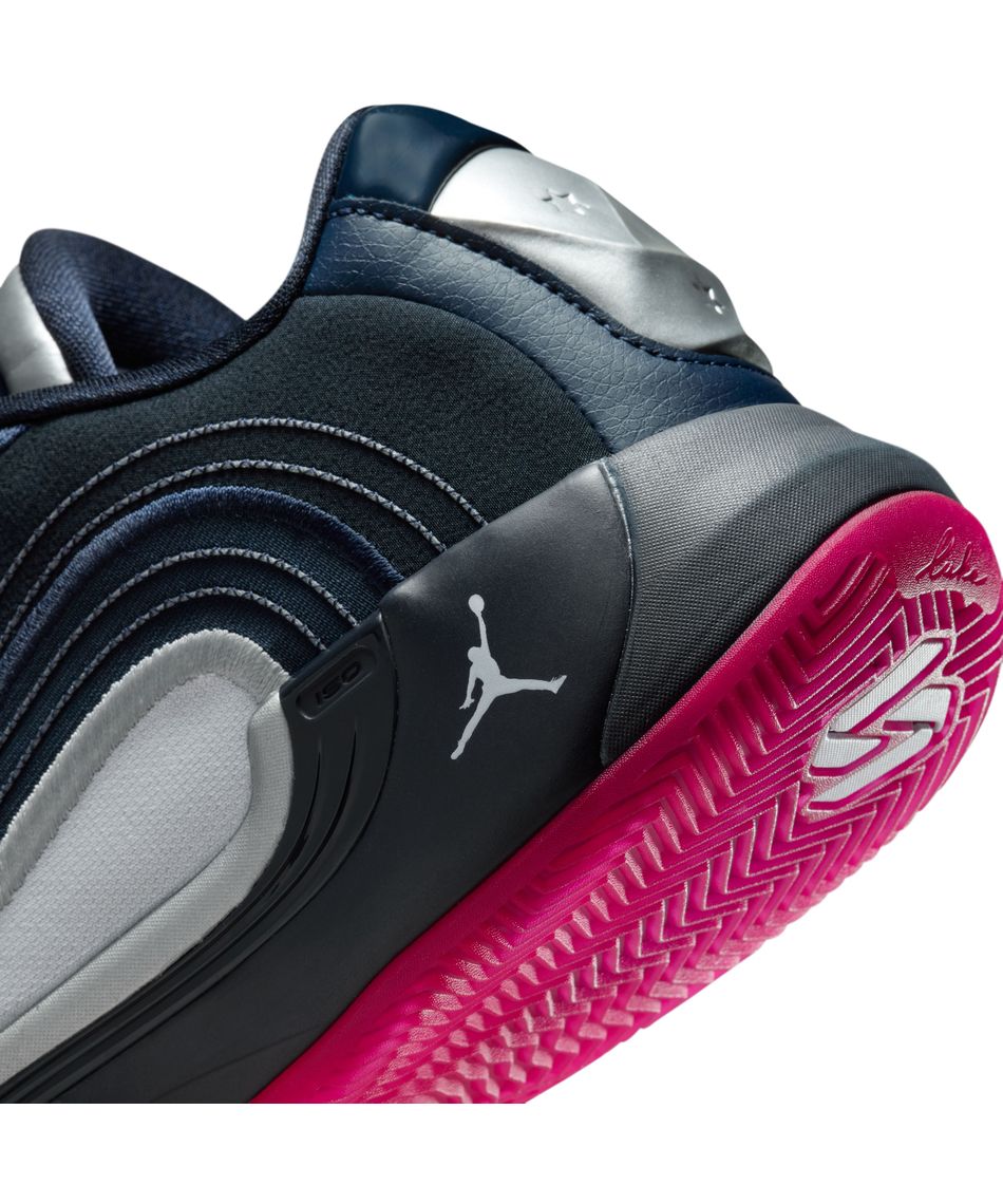 値下げ！Jordan バスケットボールシューズ Luka 2 PF 25センチ Jordan NIKE JORDAN LUKA 2 PF BRED DX9012 006 メンズ ブラック