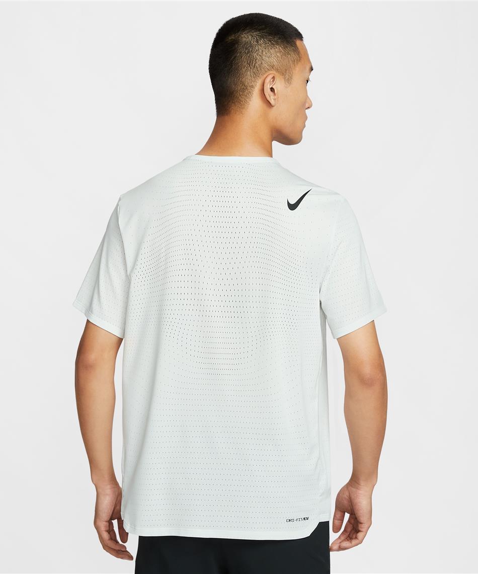 NIKEラン半袖Tエアロスイフト HJ3378ホワイト¥12430 新品タグ付き ランニングウェア Tシャツ 半袖 DF ADV エアロスイフト 半袖T HJ3378