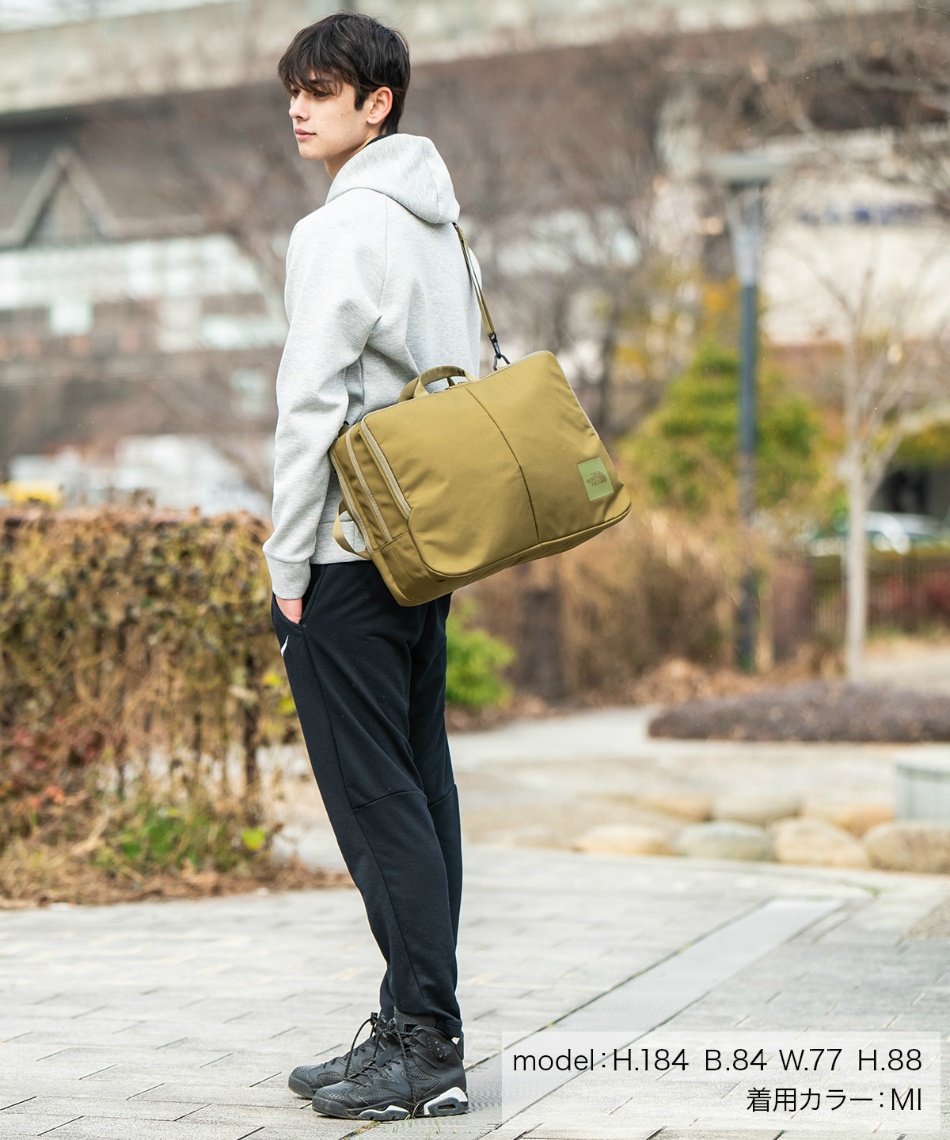 ノースフェイス The North Face リュックサック 25l シャトル3wayデイパック カーキ Nm Mi スポーツ用品ならヒマラヤオンラインストア 公式 ノースフェイス The North Face リュックサック 25l シャトル3wayデイパック カーキ Nm Mi スポーツ用品ならヒマラヤオンラインストア 公式
