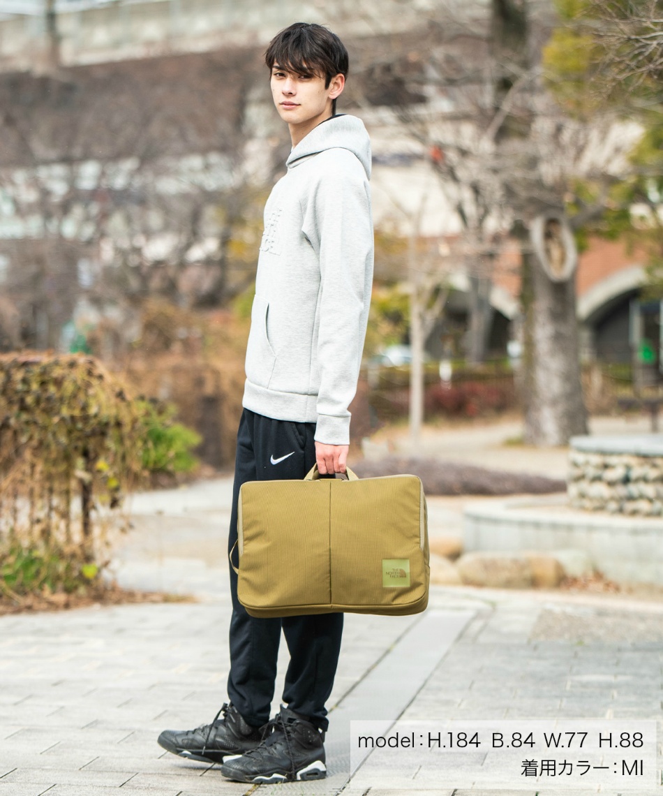 ノースフェイス The North Face リュックサック 25l シャトル3wayデイパック カーキ Nm Mi スポーツ用品ならヒマラヤオンラインストア 公式 ノースフェイス The North Face リュックサック 25l シャトル3wayデイパック カーキ Nm Mi スポーツ用品ならヒマラヤオンラインストア 公式