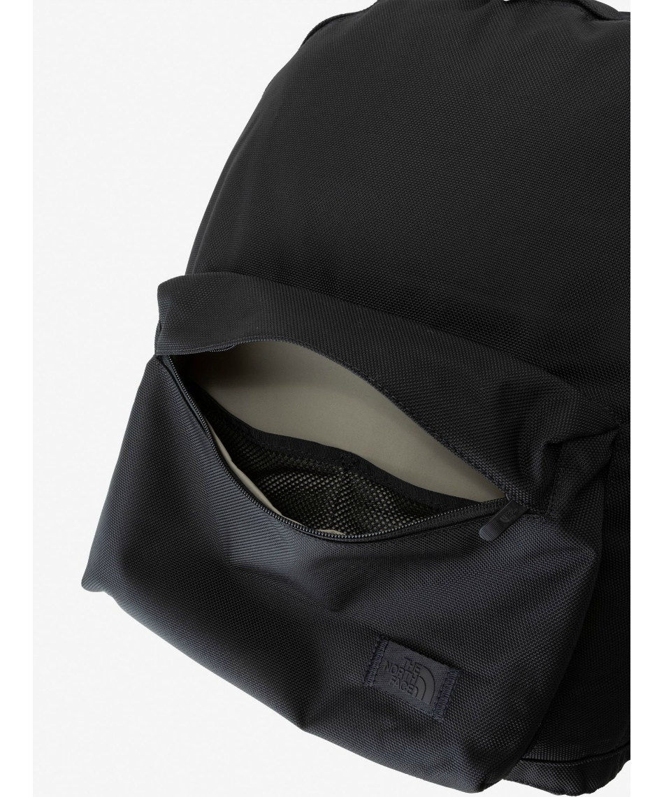 バックパック メトロスケープデイパック Metroscape Daypack NM82410 K  