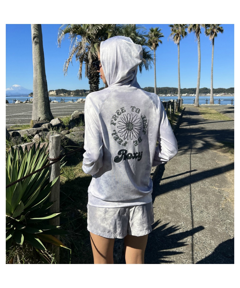 ★大人気★【ROXY】Loose Fit Hooded Rash Guard★送料・関税込 ROXY】Loose Fit Hooded Rash Guard /追跡付 (ROXY/ラッシュ