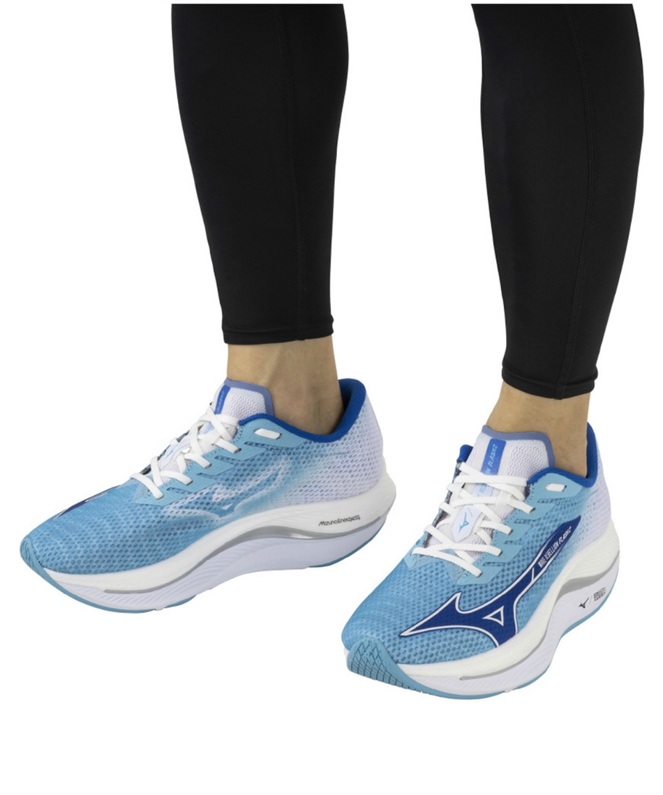 ランニングシューズ 24FW ウエーブリベリオンフラッシュ2 J1GC243551