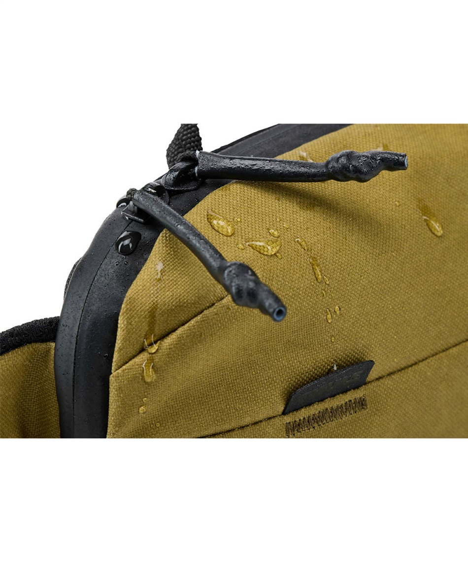 スーリー(THULE) ウエストバッグ Thule Aion Sling Bag 3204728