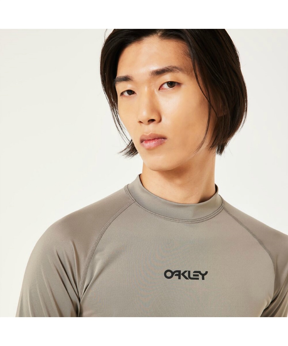 オークリー(OAKLEY) ラッシュガード 長袖 LS PRESSURE 25.0