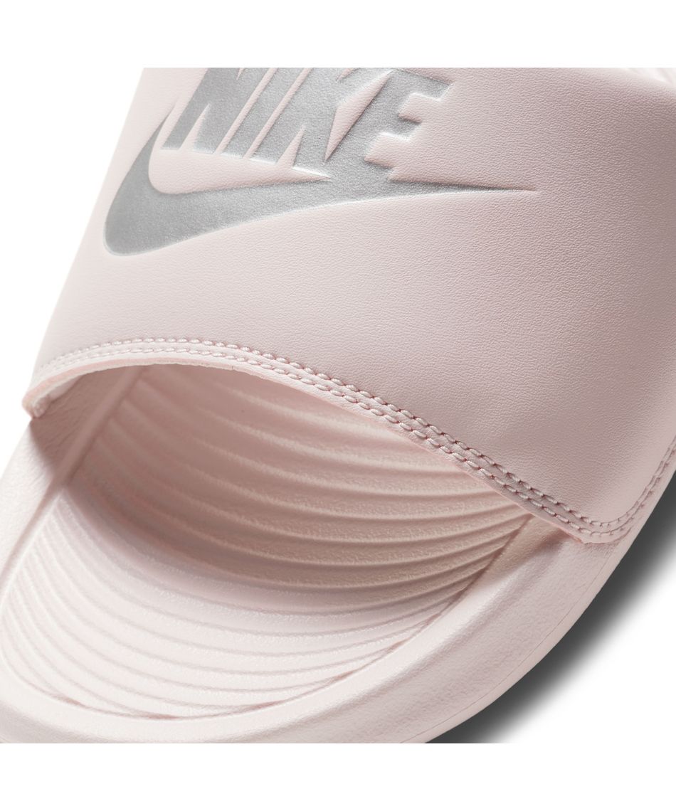 ナイキ NIKE ビクトリー ワン スライド プリント CN9677-600 楽天市場】NIKE(ナイキ)CN9677-600(1908)VICTORI ONE SLIDE