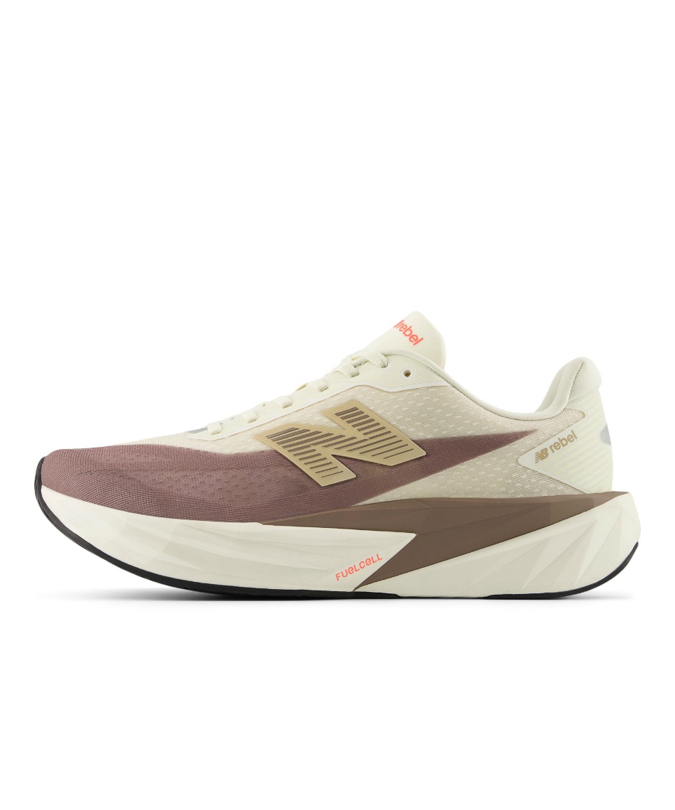 ランニングシューズ フューエルセル レベル v5 FuelCell Rebel v5