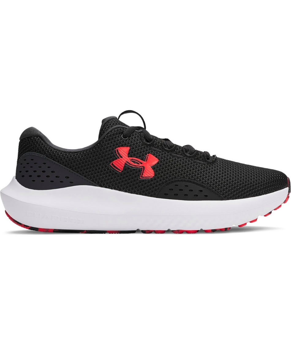 Under Armour Charged 極美品ランニングシューズ アンダーアーマー(UNDER ARMOUR) ランニングシューズ UA CHARGED