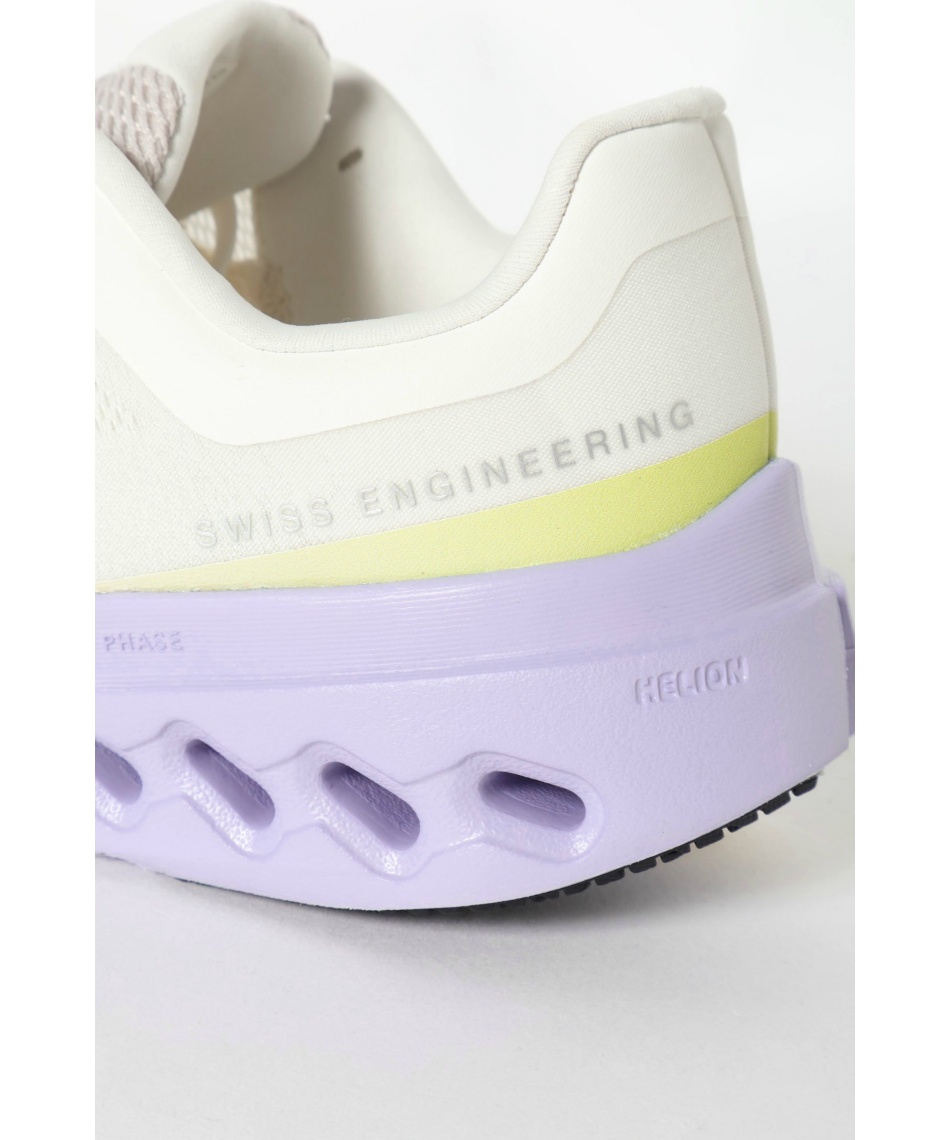 オン(On) ランニングシューズ クラウドサーファー ネクスト