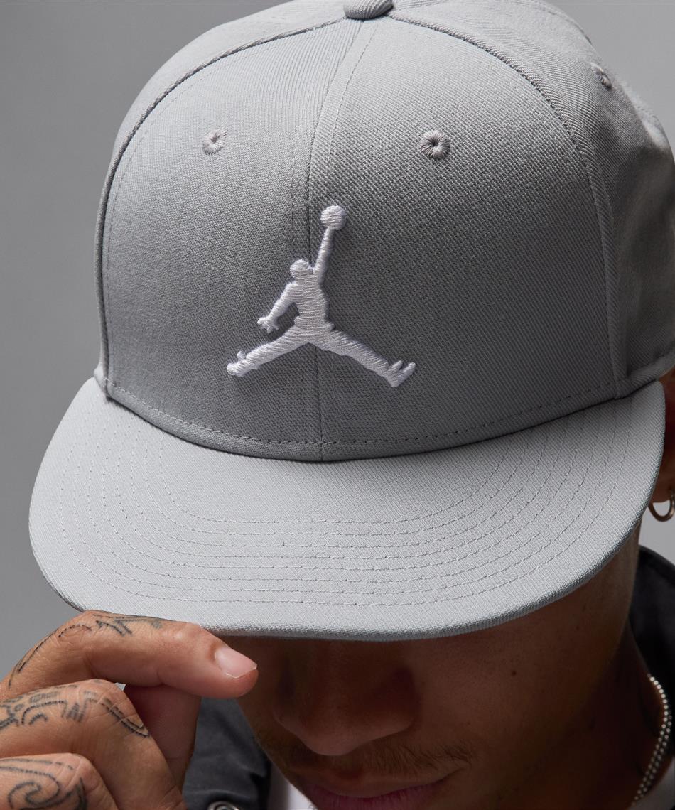 ジョーダン(JORDAN) 帽子 キャップ PRO CAP JUMPMAN FV5296-065