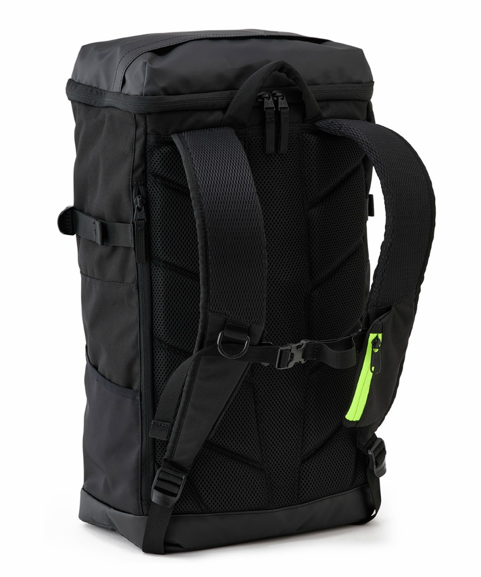 アンダーアーマー(UNDER ARMOUR) バックパック UA TARPAULIN BACKPACK 40L 1368944-003