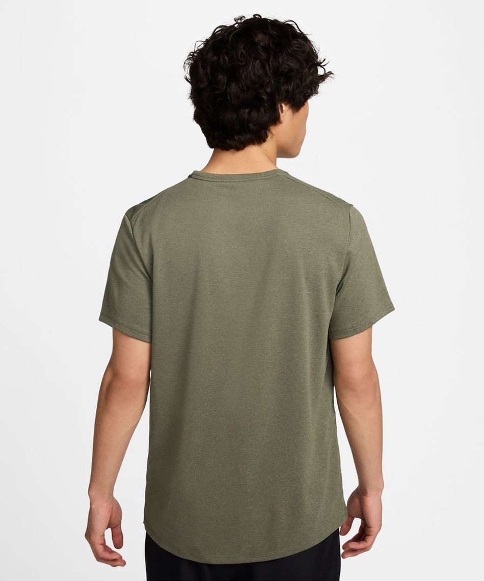 新品未使用品　NIKE 半袖 Tシャツ 中古・古着通販】NIKE (ナイキ) Tシャツ レッド サイズ:S 未