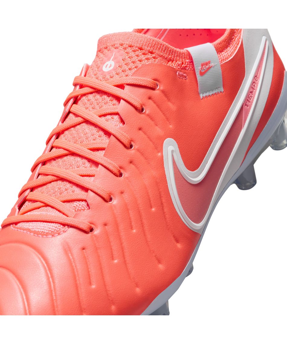 新品未使用NIKEサッカースパイク　ティエンポSG NIKE ナイキ サッカースパイク ティエンポ レジェンド 8 エリート SG