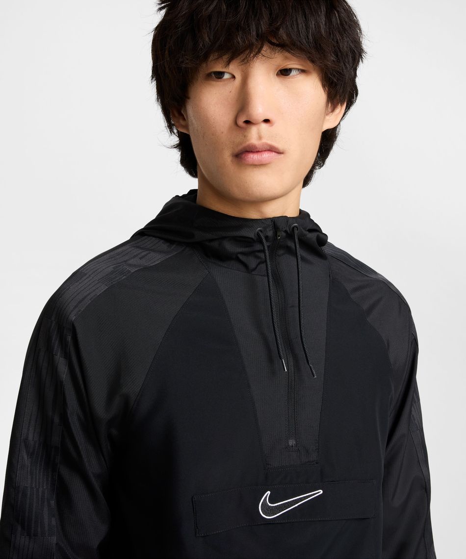ナイキ(NIKE) 中綿ジャケット SP アカデミー+ アノラック