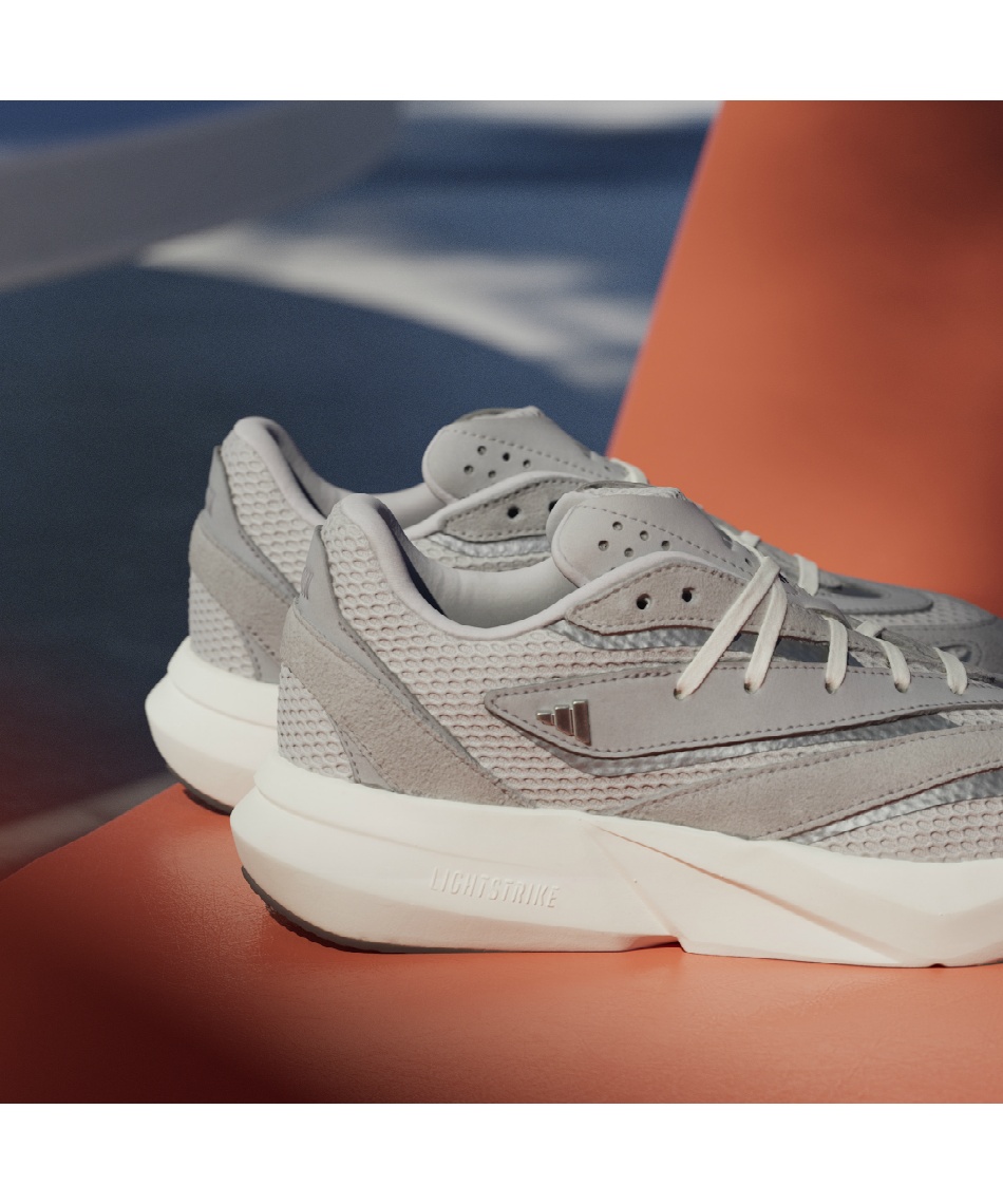 アディダス(adidas) スニーカー ライトストライド Lightstride IH8606