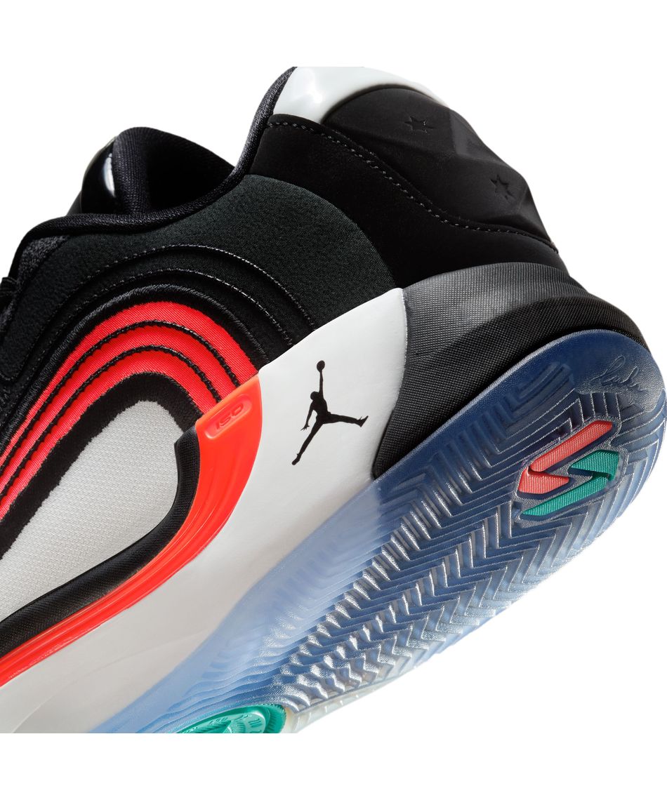 バスケットシューズ 25SU JORDAN ルカ4 PF HF0824-001