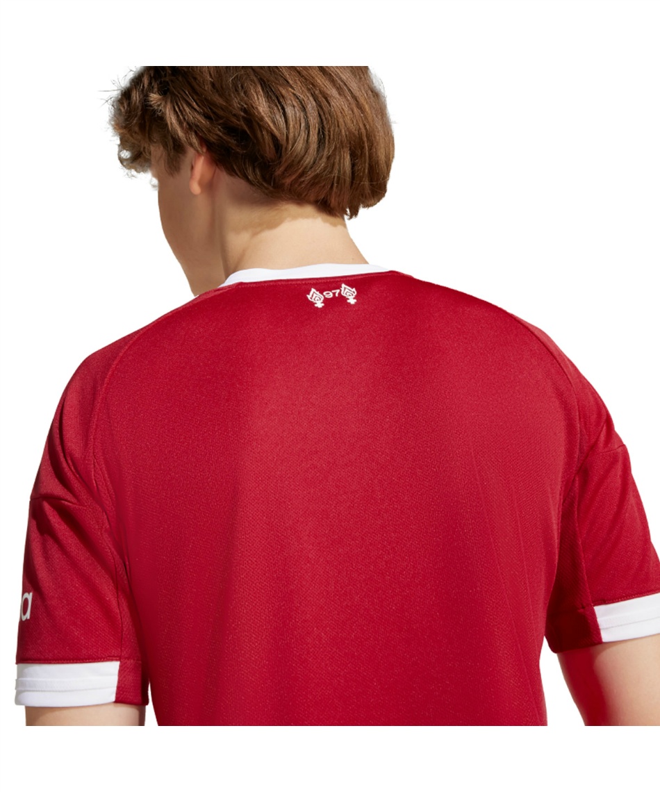 リバプールFC 新品 タグ付 サッカーTシャツ アディダススポーツウェア 未使用 adidas tシャツ リバプールFC 25/26 ホームジャージー