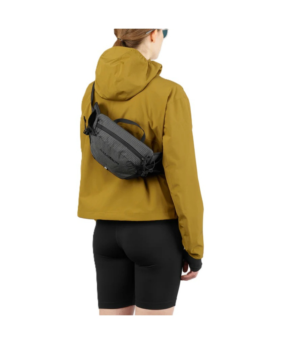 サロモン(SALOMON) ボディバッグ TRAILBLAZER COMMUTER LC2670900