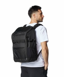 �l���|�C���g127pt 26% OFF�^SALE �y���������z�A���_�[�A�[�}�[(UNDER ARMOUR) �o�b�N�p�b�N UA COOL BACKPACK 4.0 30L 6012654-001 �����Y ���f�B�[�X 001