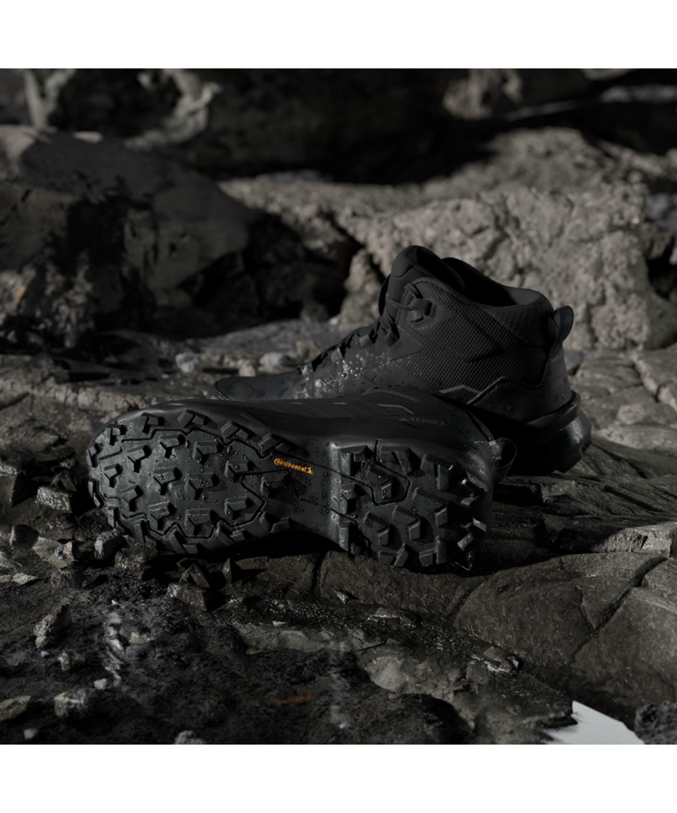 アディダス(adidas) トレッキングシューズ ゴアテックス ミッドカット
