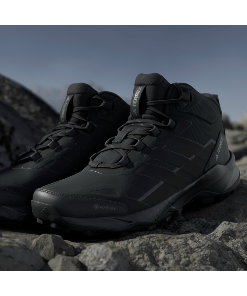 アディダス(adidas) トレッキングシューズ ゴアテックス ミッドカット