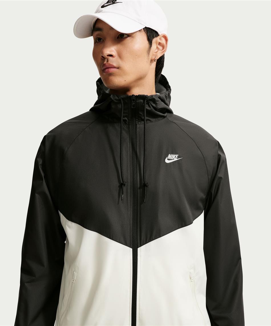 ナイキ(NIKE) ウインドブレーカー ジャケット LND WRフードウーブンJK