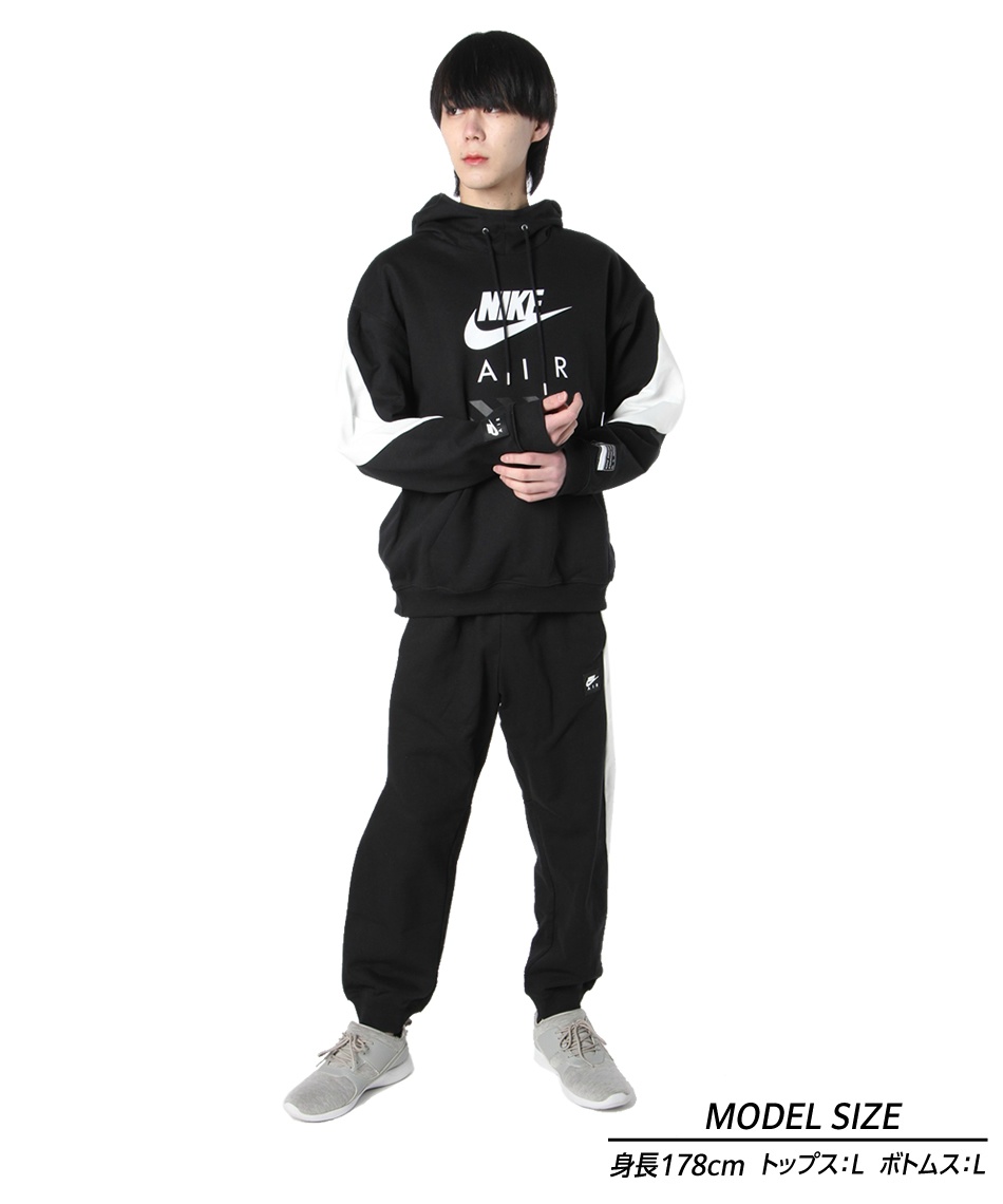 Nike スポーツウェア Mサイズ 黒/白　上下 ナイキ(NIKE) スポーツウェア スウェット 上下セット NIKEAIR