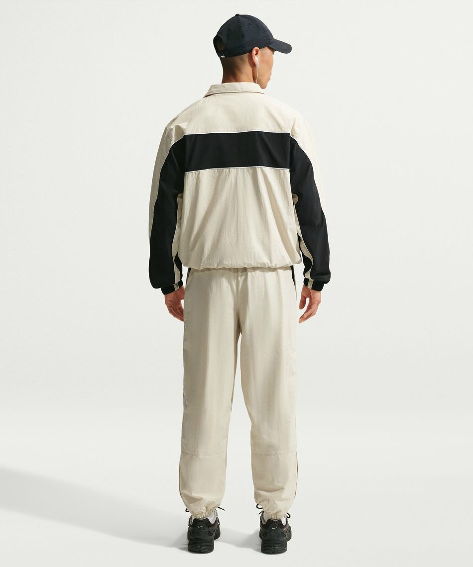 ナイキ(NIKE) ウインドブレーカー 上下セット CLUB LTWT フードJK CTB+